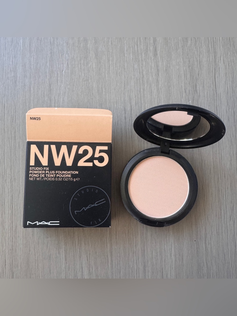 MAC  Studio Fix Powder Plus Foundation NW25